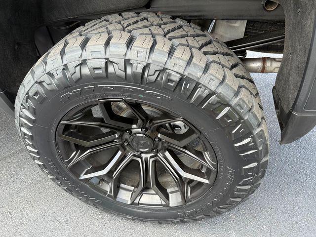 Photo of 2024 Gray GMC Sierra 1500