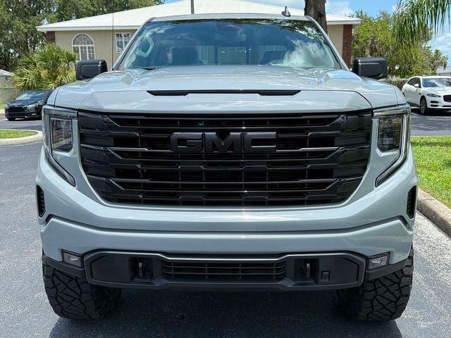Photo of 2024 Gray GMC Sierra 1500