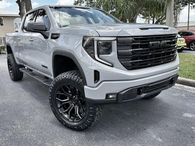 Photo of 2024 Gray GMC Sierra 1500