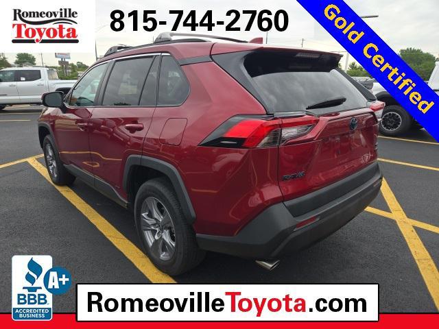 Photo of 2022 Red Toyota RAV4 Hybrid