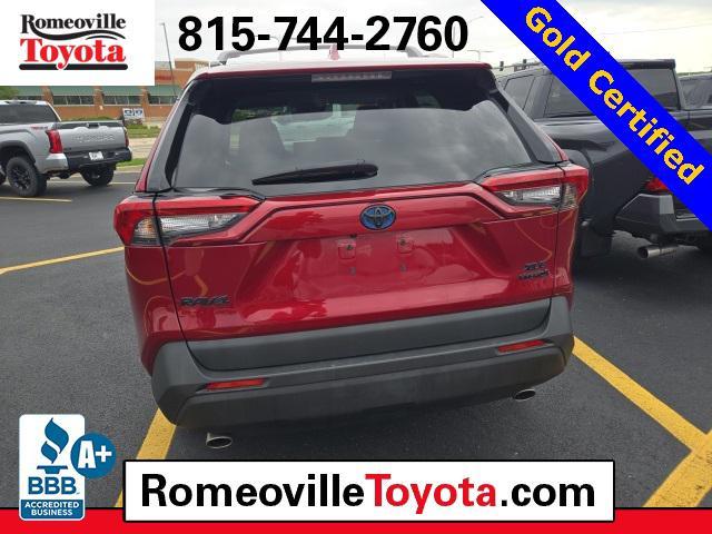 Photo of 2022 Red Toyota RAV4 Hybrid