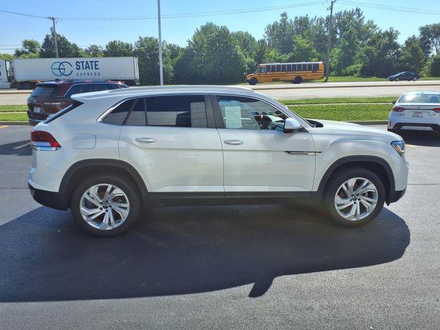 Photo of 2021 White Volkswagen Atlas Cross Sport