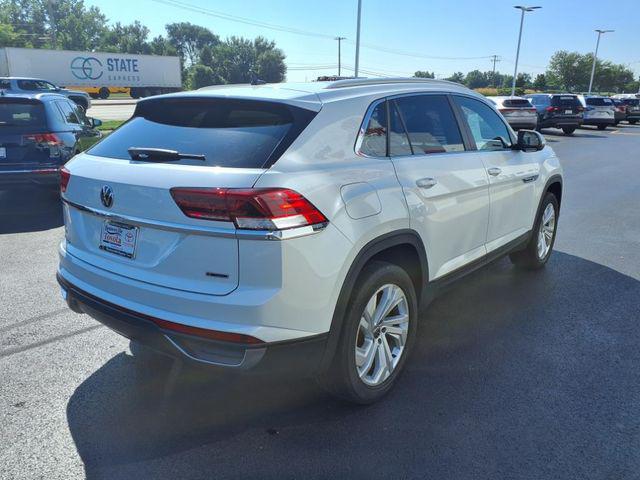 Photo of 2021 White Volkswagen Atlas Cross Sport