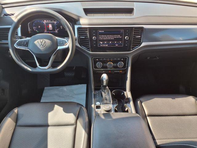 Photo of 2021 White Volkswagen Atlas Cross Sport