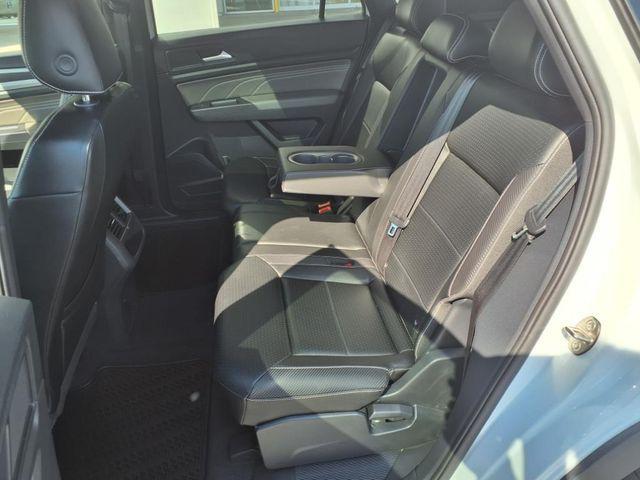 Photo of 2021 White Volkswagen Atlas Cross Sport