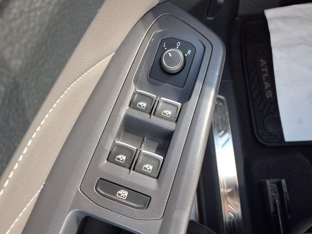 Photo of 2021 White Volkswagen Atlas Cross Sport
