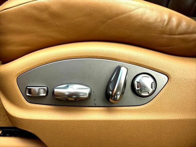 Photo of 2016 Mahogany Metallic Porsche Cayenne