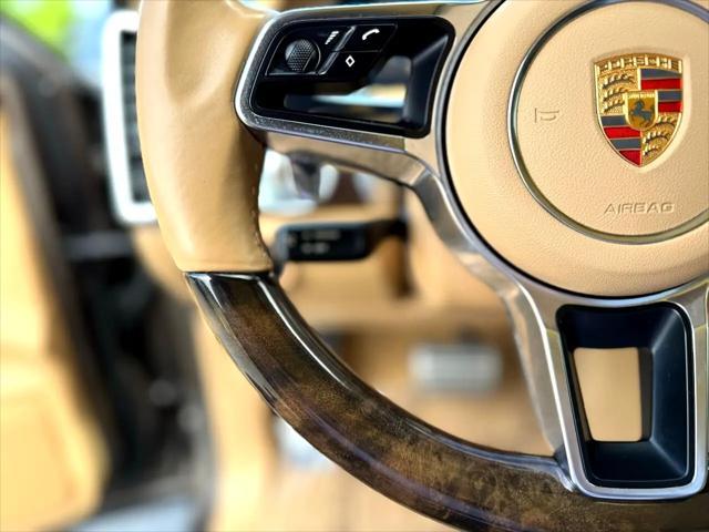 Photo of 2016 Mahogany Metallic Porsche Cayenne