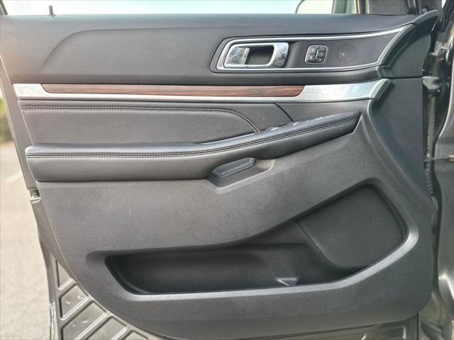 Photo of 2019 Magnetic Ford Explorer