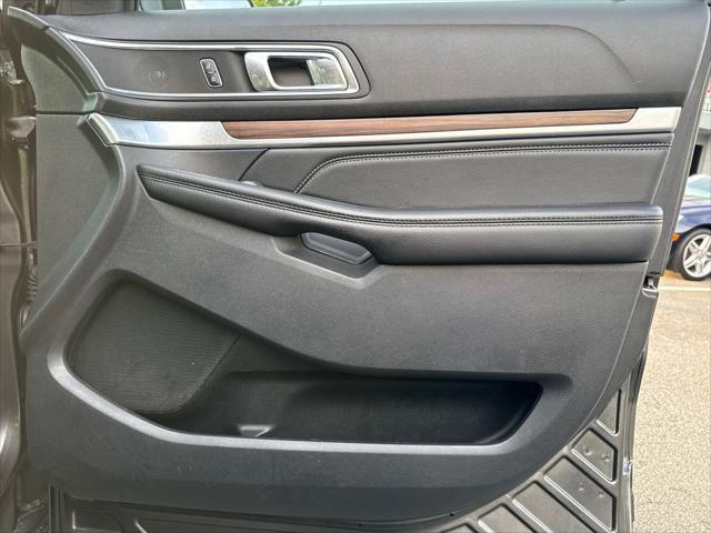 Photo of 2019 Magnetic Ford Explorer