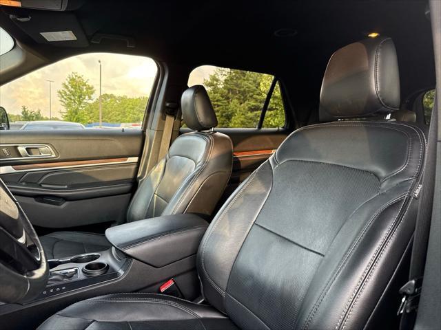 Photo of 2019 Magnetic Ford Explorer