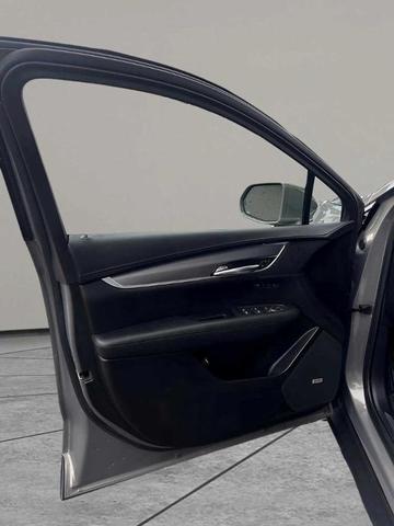 Photo of 2019 Bronze Dune Metallic Cadillac XT5