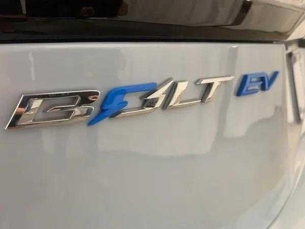 Photo of 2022 Ice Blue Metallic Chevrolet Bolt EV