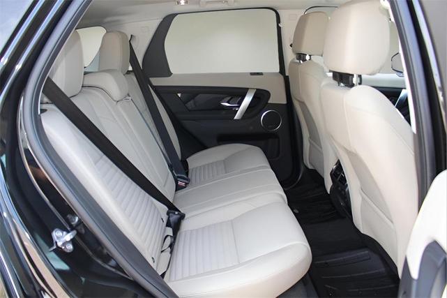 Photo of 2025 Santorini Black Land Rover Discovery Sport