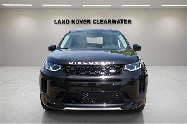 Photo of 2025 Santorini Black Land Rover Discovery Sport