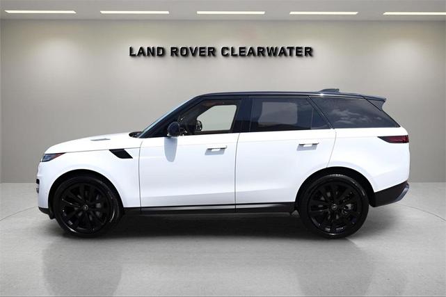 Photo of 2025 Fuji White Land Rover Range Rover Sport