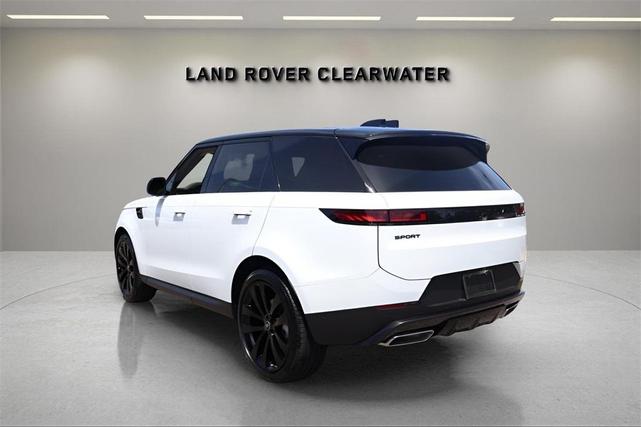 Photo of 2025 Fuji White Land Rover Range Rover Sport