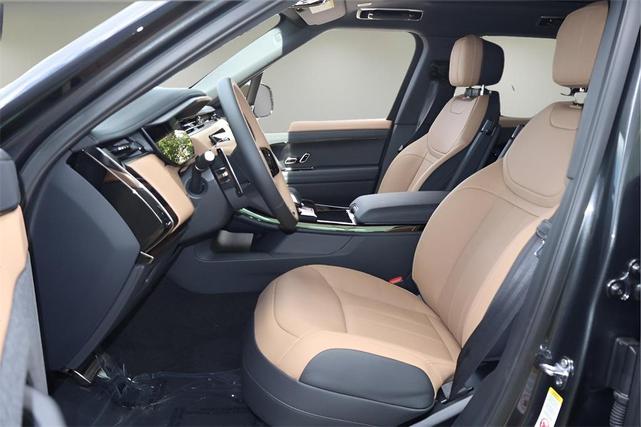 Photo of 2025 Carpathian Grey Land Rover Range Rover Sport