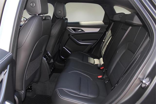 Photo of 2026 Fuji White Jaguar F-PACE