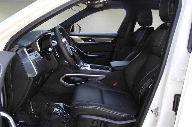 Photo of 2026 Fuji White Jaguar F-PACE
