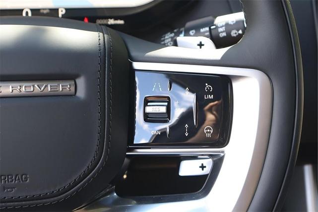 Photo of 2025 Ostuni Pearl White Land Rover Range Rover