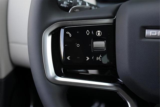 Photo of 2025 Varesine Blue Land Rover Discovery Sport