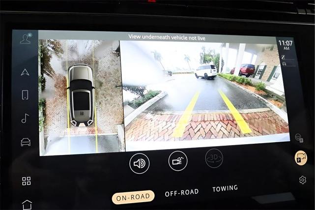 Photo of 2023 Hakuba Silver Land Rover Range Rover