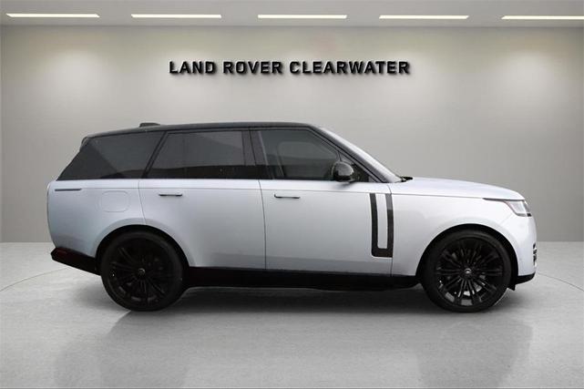 Photo of 2023 Hakuba Silver Land Rover Range Rover
