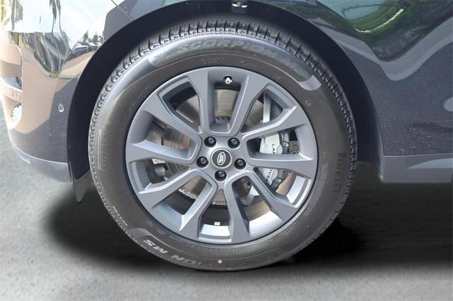 Photo of 2025 Santorini Black Land Rover Range Rover Sport