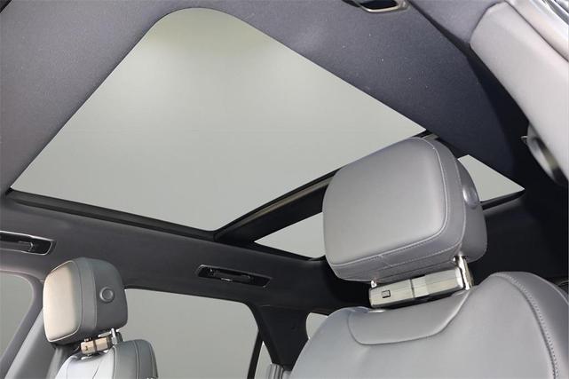 Photo of 2025 Santorini Black Land Rover Range Rover Sport