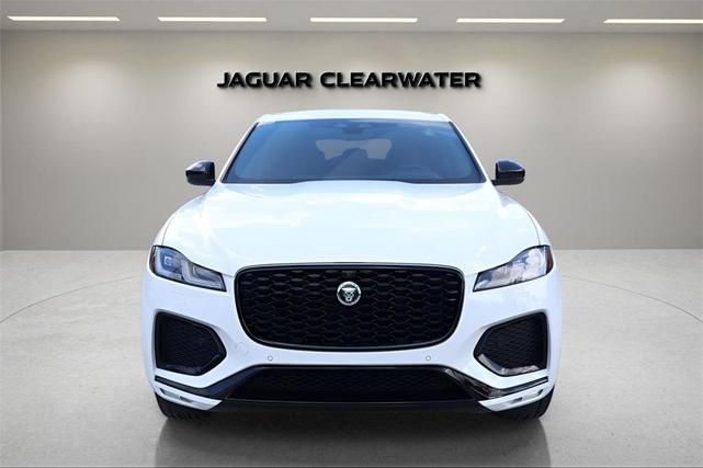 Photo of 2026 Fuji White Jaguar F-PACE