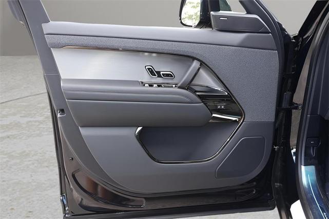 Photo of 2025 Santorini Black Land Rover Range Rover Sport