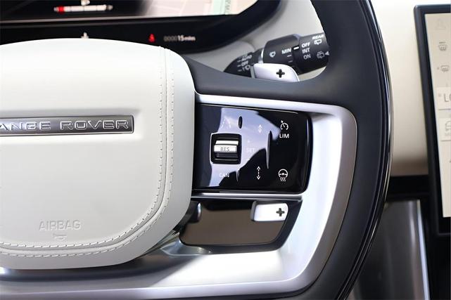 Photo of 2025 Santorini Black Land Rover Range Rover