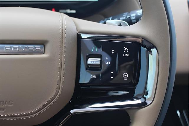 Photo of 2025 Giola Green Land Rover Range Rover Sport