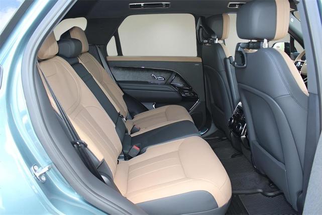 Photo of 2025 Giola Green Land Rover Range Rover Sport