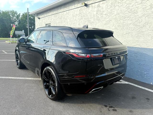 Photo of 2021 Black Land Rover Range Rover Velar