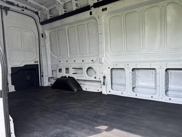 Photo of 2023 Oxford White Ford Transit-250