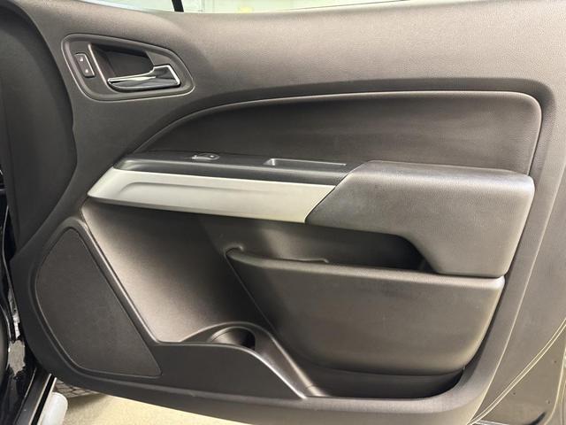 Photo of 2018 Black Chevrolet Colorado