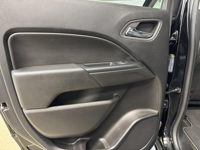 Photo of 2018 Black Chevrolet Colorado