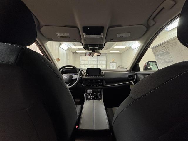 Photo of 2026 Scarlet Nissan Rogue