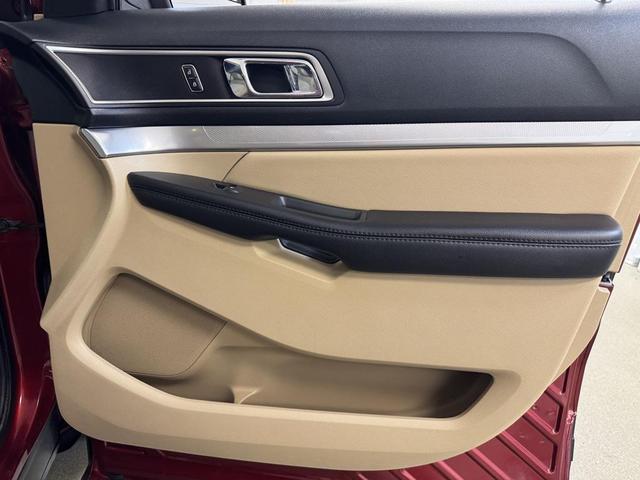 Photo of 2016 Ruby Red Metallic Ford Explorer
