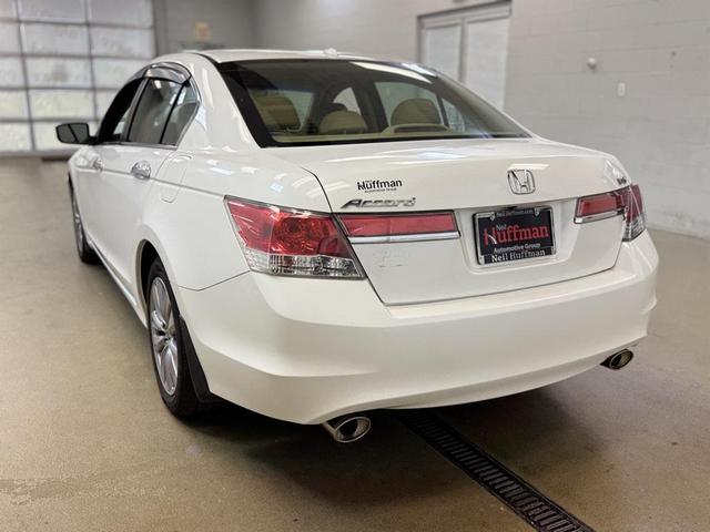 Photo of 2012 White Orchid Pearl Honda Accord