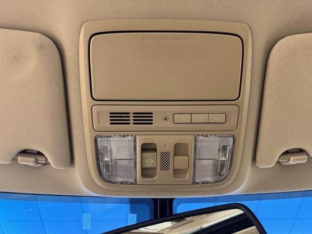 Photo of 2012 White Orchid Pearl Honda Accord