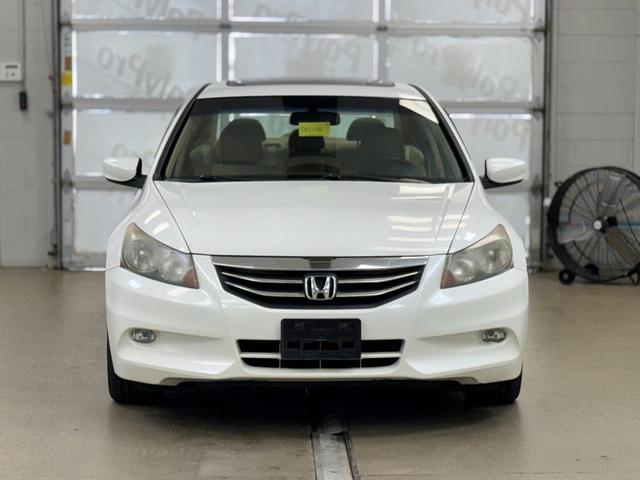 Photo of 2012 White Orchid Pearl Honda Accord