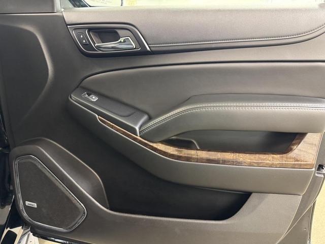 Photo of 2018 Black Chevrolet Suburban