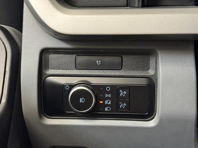 Photo of 2023 Black Metallic Ford F-450