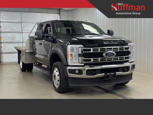Photo of 2023 Black Metallic Ford F-450