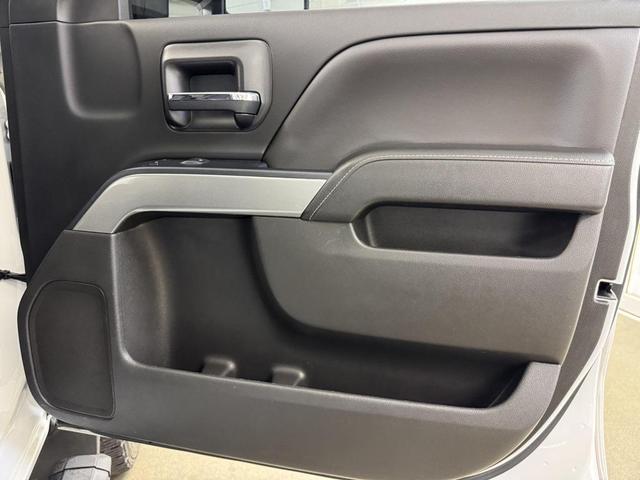 Photo of 2018 Summit White Chevrolet Silverado 1500