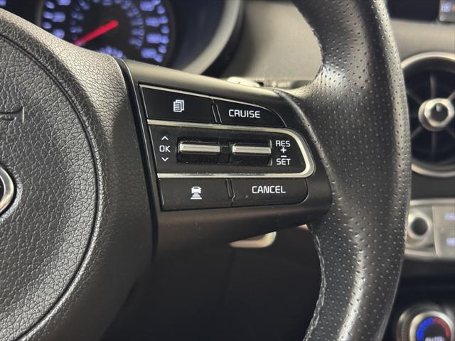 Photo of 2018 Snow White Pearl Kia Stinger