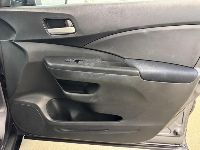 Photo of 2016 Alabaster Silver Metallic Honda CR-V